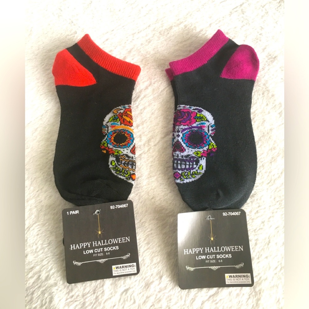 2 - Day of the Dead Low cut Socks Sugar Skull Size 6-12 Black Novelty